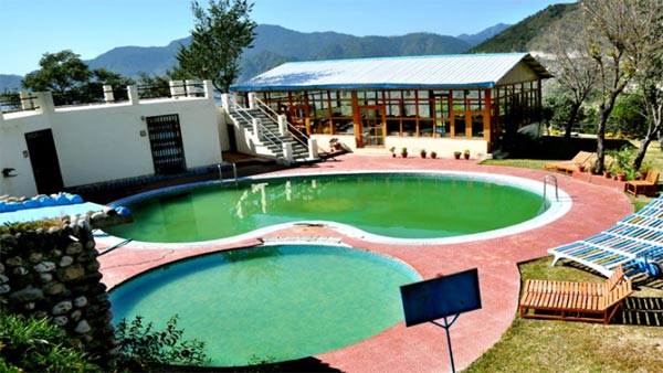 Classic Hill Top Resort Chamba - Luxury Resort Near Mussoorie